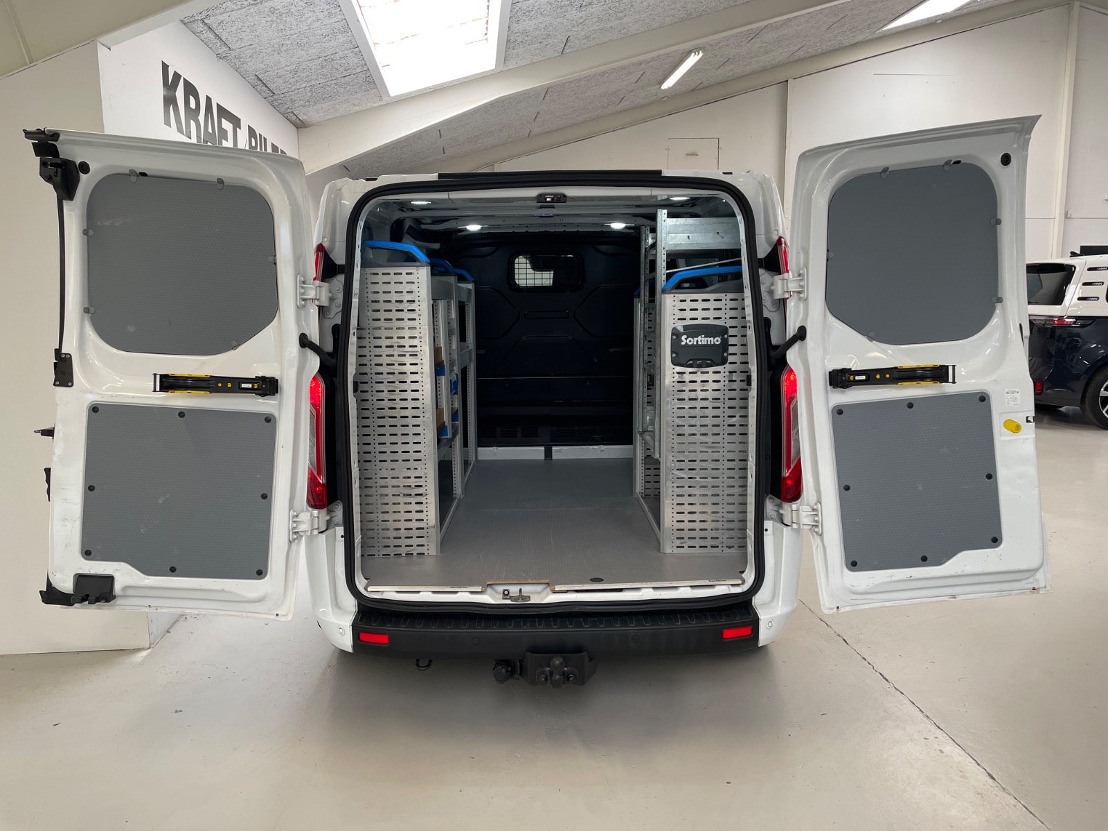 Billede af Ford Transit Custom 300S 2,0 TDCi 130 Trend aut.