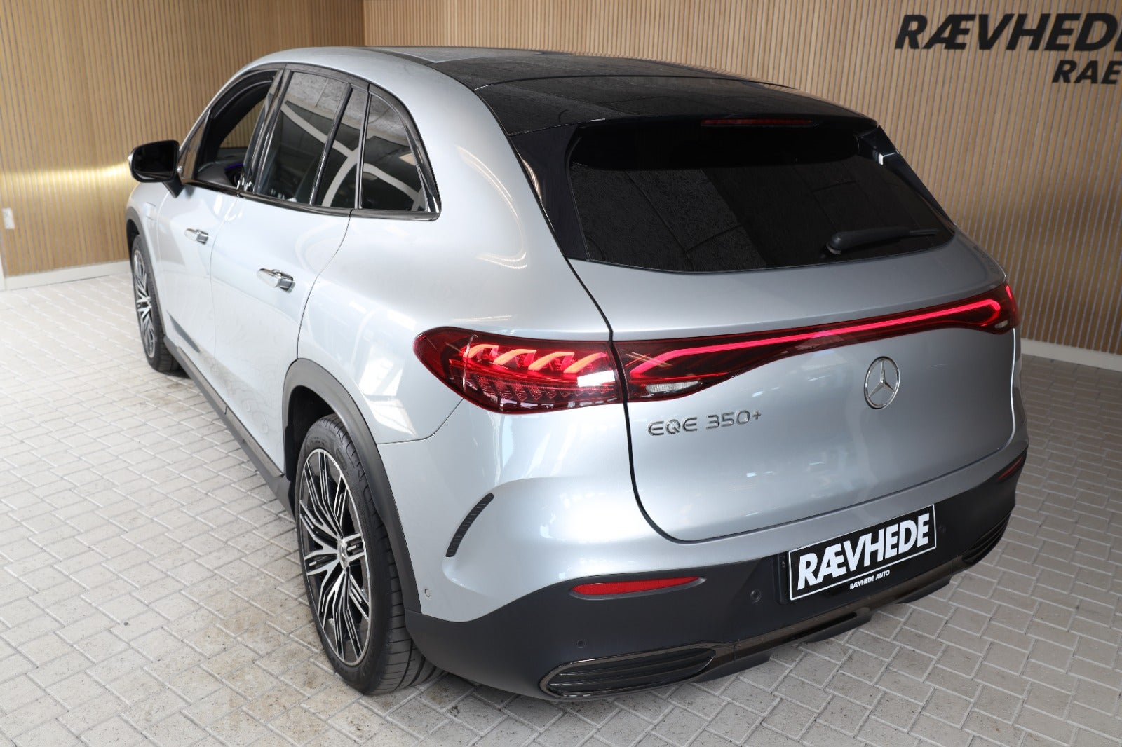 Mercedes EQE350+ SUV AMG Premium – 4