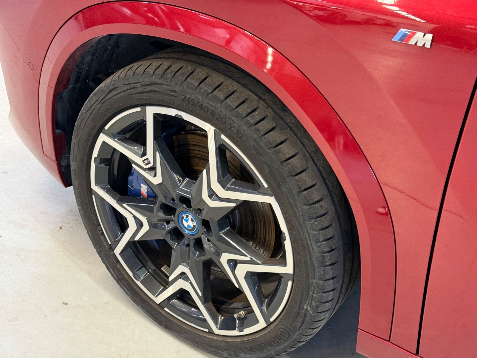 Billede af BMW iX2  xDrive30 Fully Charged M-Sport
