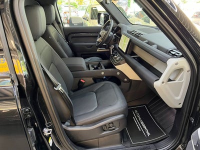 Land Rover Defender 110 D300 Hard Top SE aut. Van