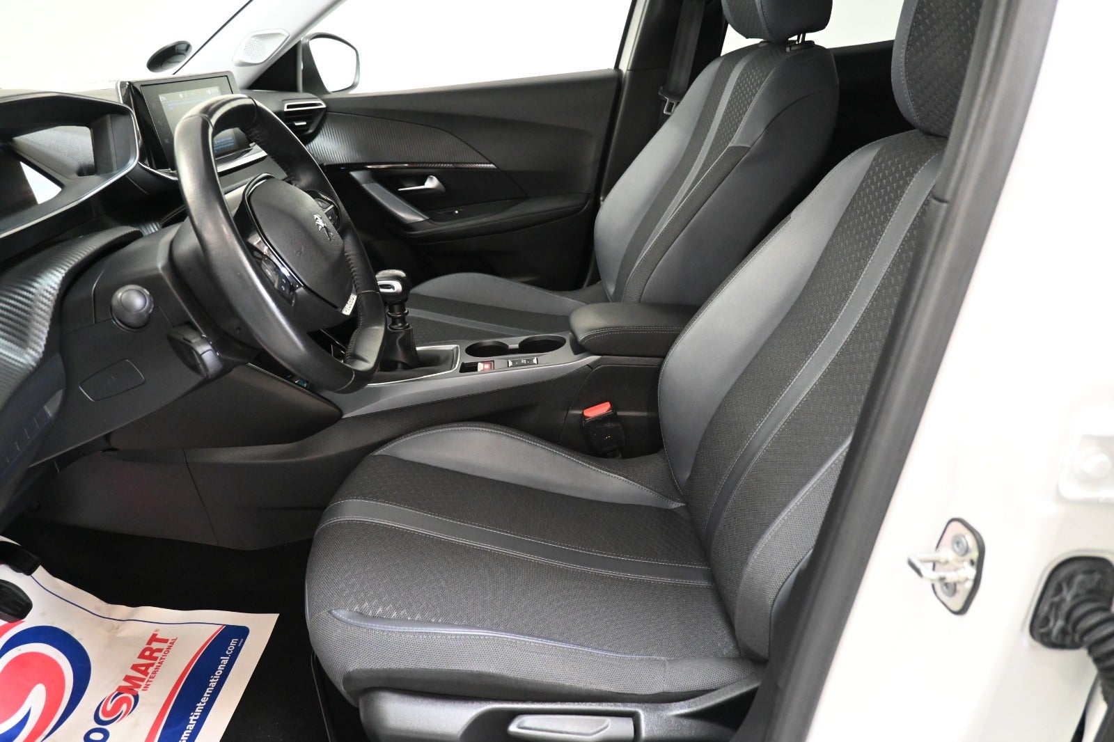 Peugeot 2008 PureTech 130 Evolution