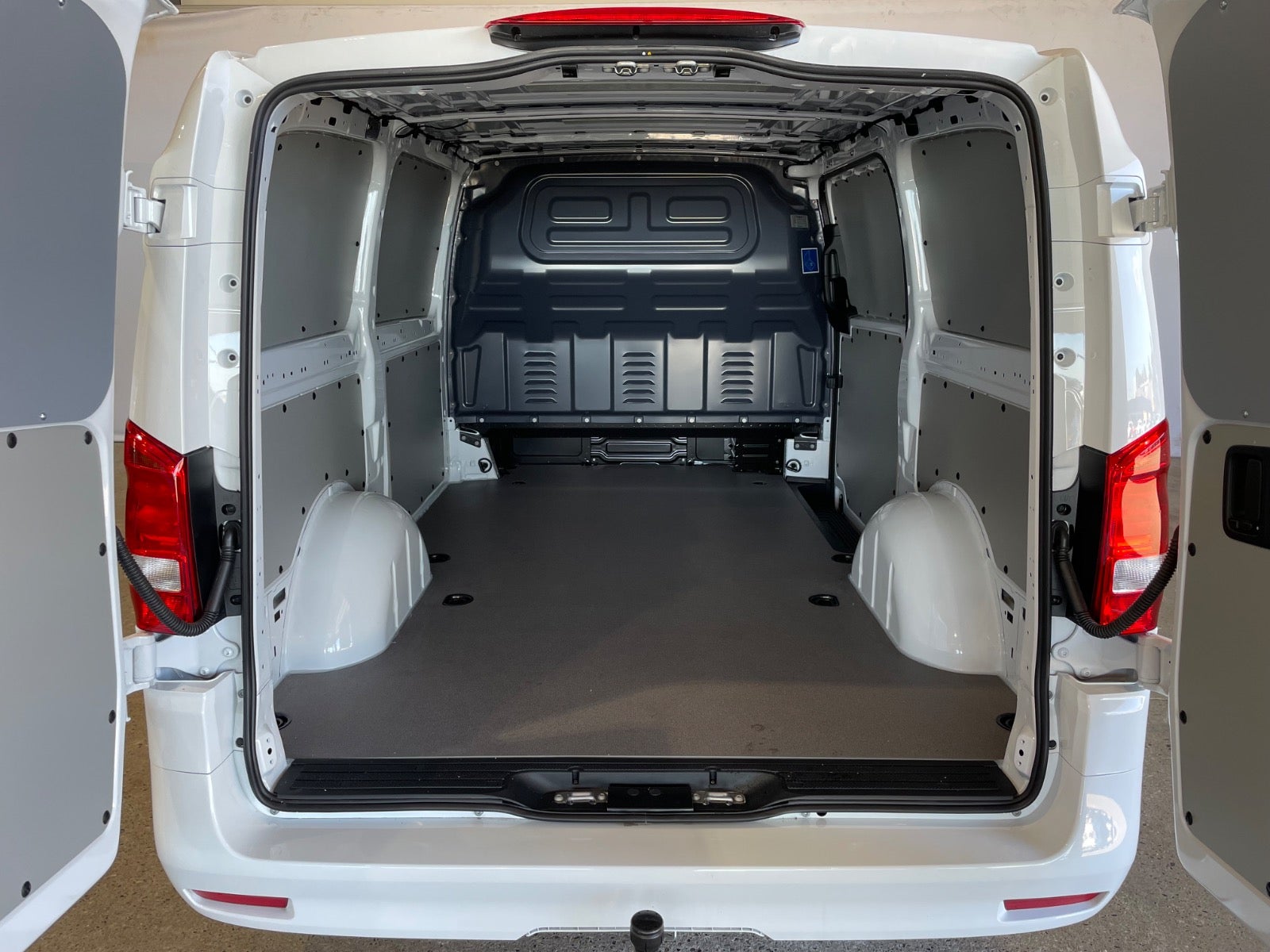 Mercedes Vito 114 CDi A2 Kassevogn PRO aut. RWD