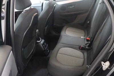 BMW 218d Active Tourer Advantage