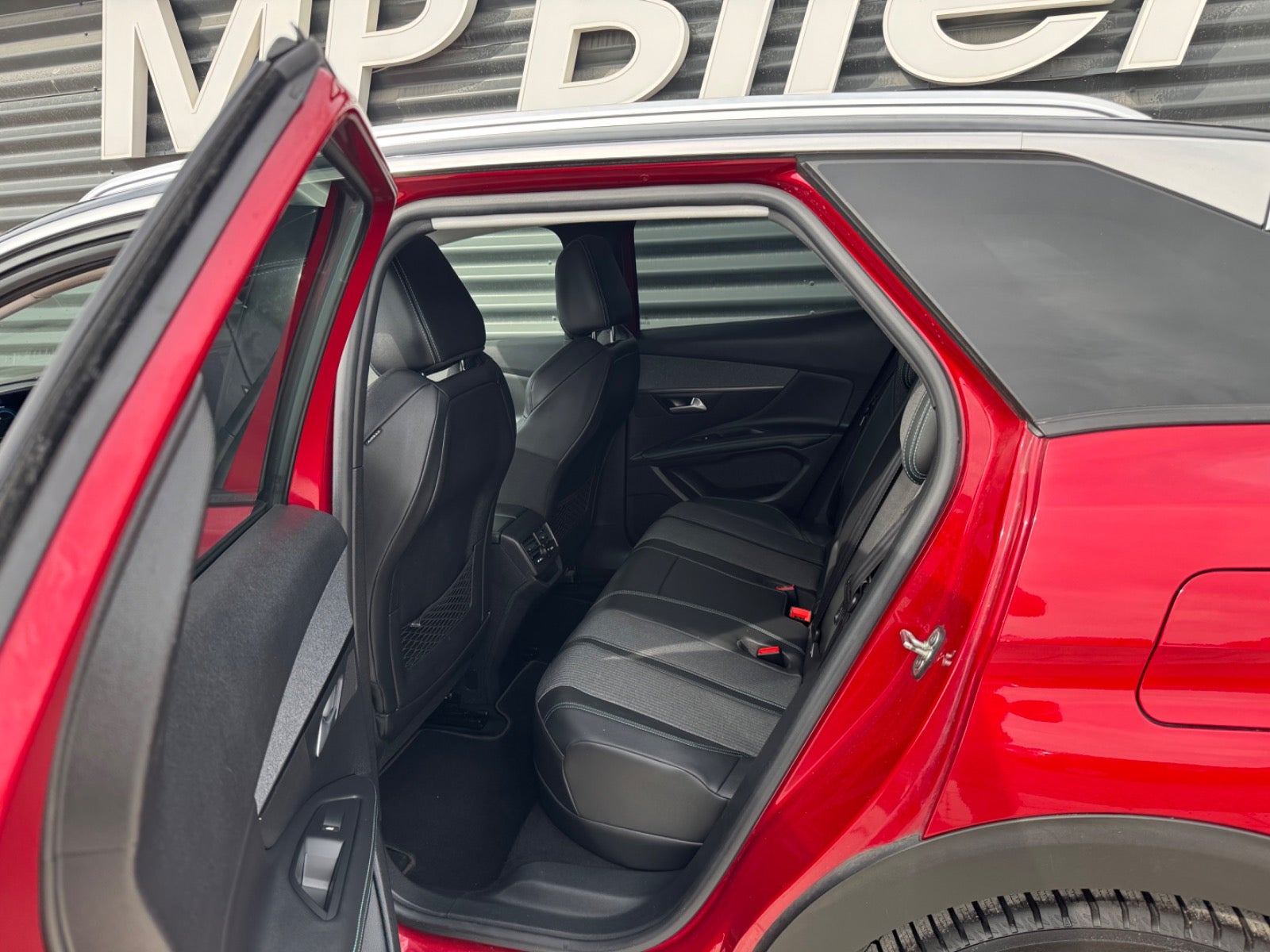 Billede af Peugeot 3008 1,6 Hybrid First Selection EAT8