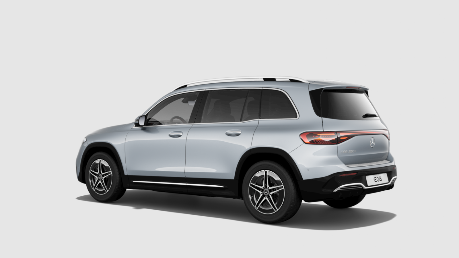 Mercedes-Benz EQB 250+ (2/3)