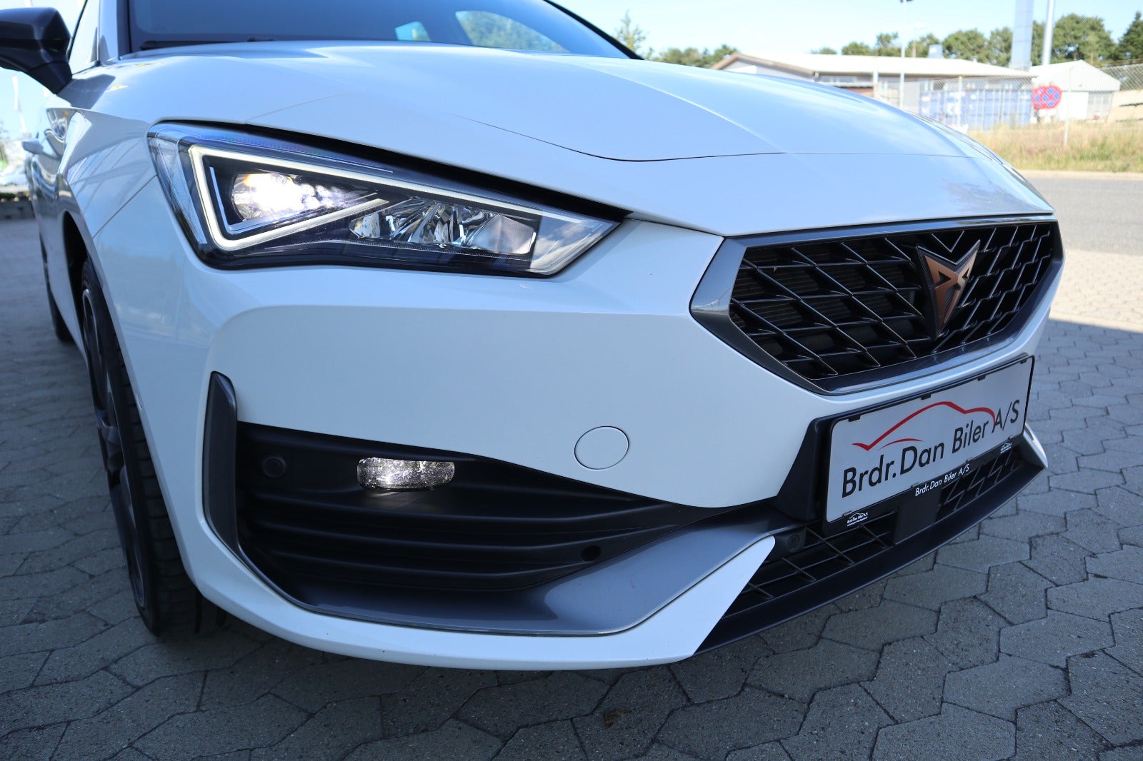 Billede af Cupra Leon 1,4 eHybrid Sportstourer DSG