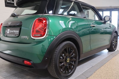MINI Cooper SE Camden Edition