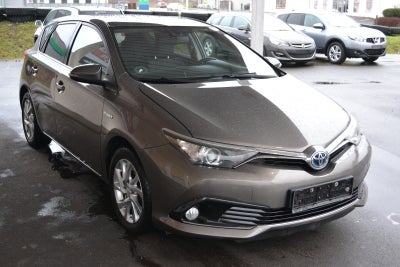 Toyota Auris 1,8 Hybrid H2+ Comfort CVT 5d