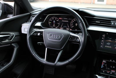 Audi e-tron S-line quattro