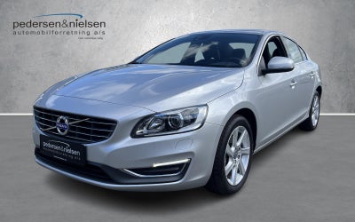 Volvo S60 1,6 T3 150 Momentum 4d