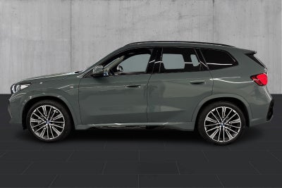 BMW iX1 xDrive30 Fully Charged BMW iX1 xDrive30 Fully Charged - 1