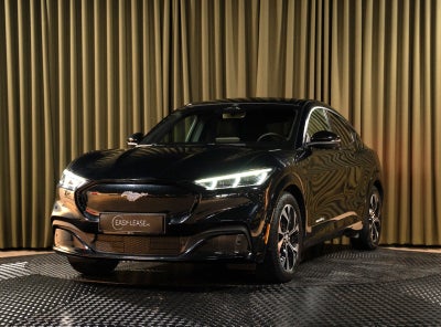 Ford Mustang Mach-E 70 Premium Standard Range AWD
