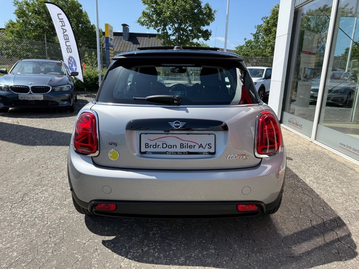 Billede af MINI Cooper SE Classic Trim