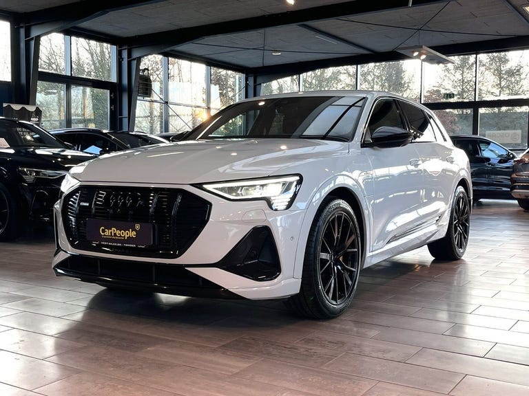 Audi e-tron Black Edition S-line quattro