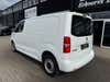 Peugeot Expert BlueHDi 120 L2 Premium Van thumbnail