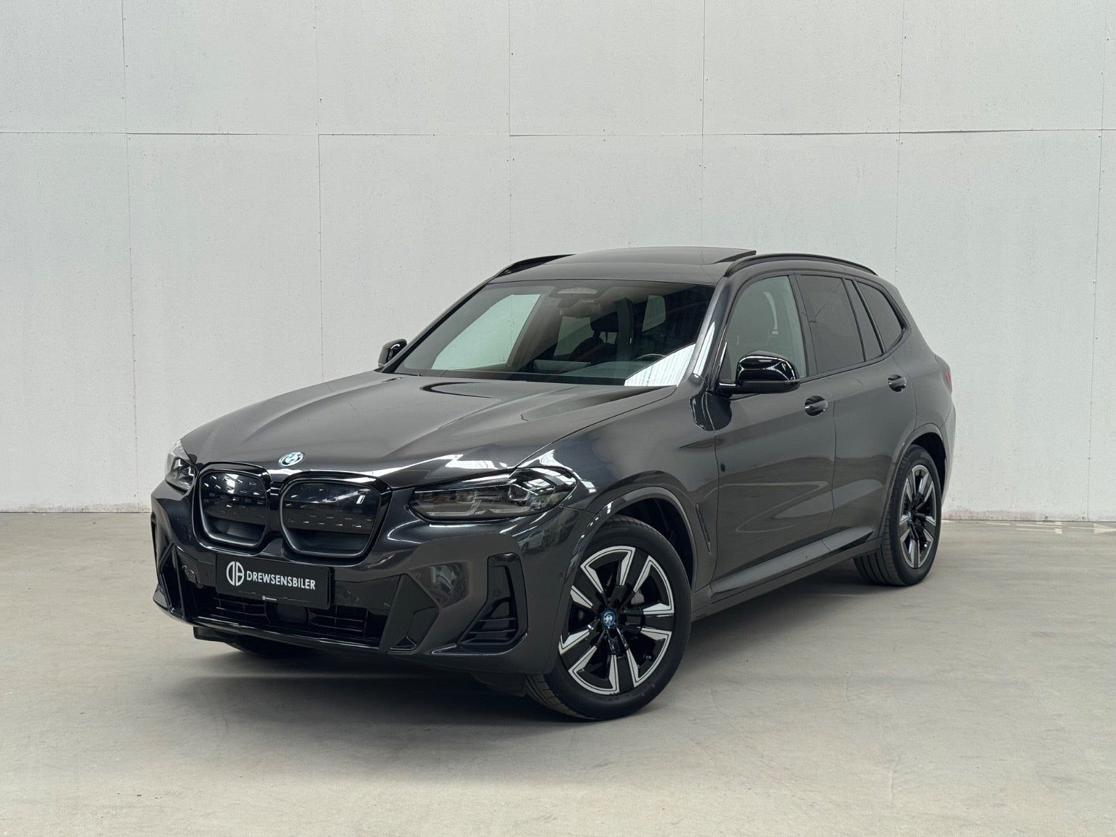 BMW iX3 Charged M-Sport A