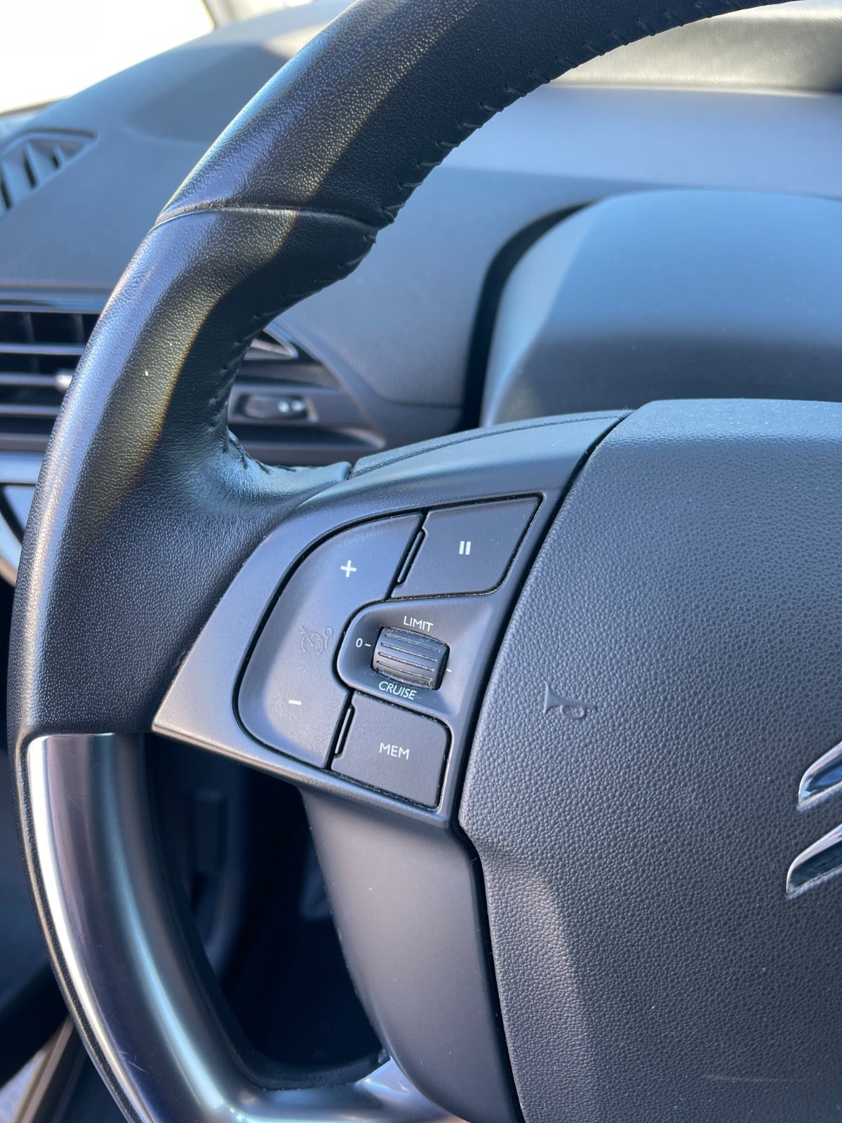 Billede af Citroën Grand C4 SpaceTourer 1,6 BlueHDi 120 Iconic 7prs