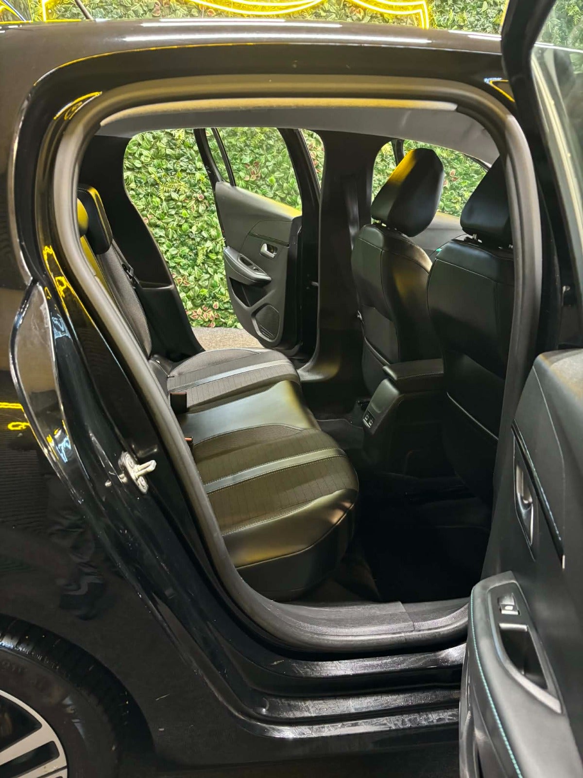 Billede af Peugeot 208 1,2 PureTech 100 Allure