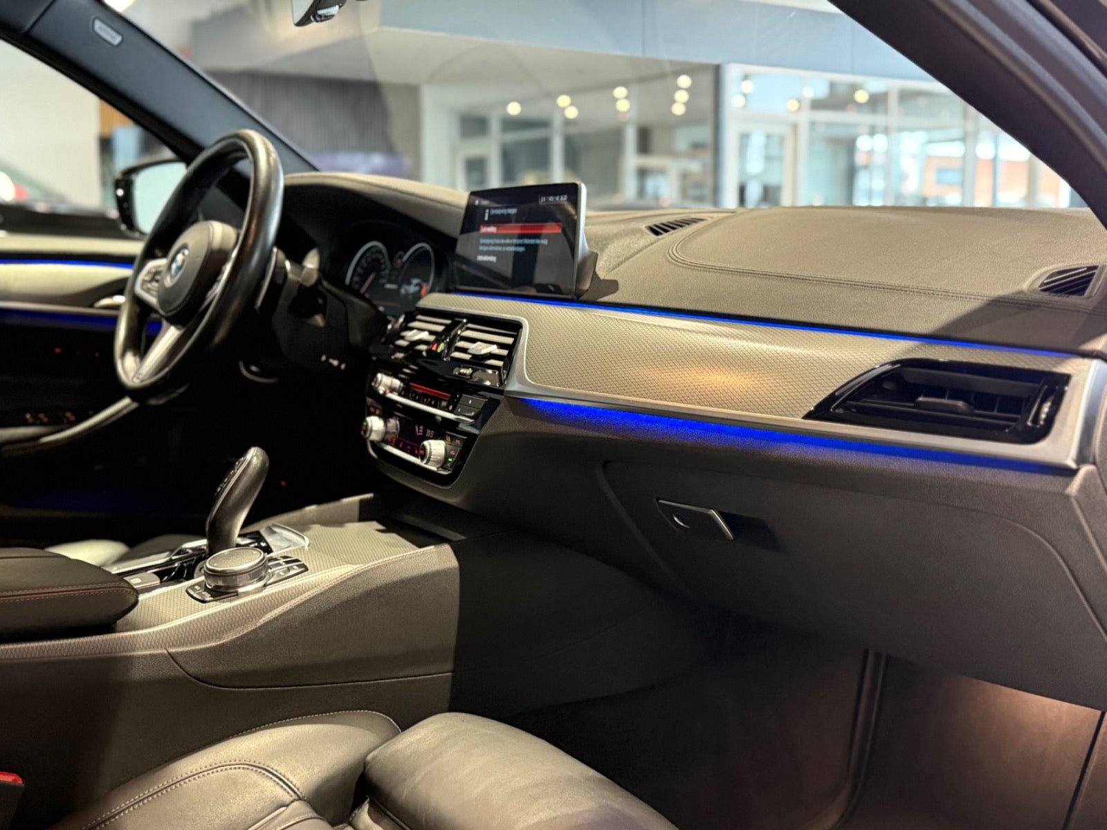 Billede af BMW M550i 4,4 xDrive aut.