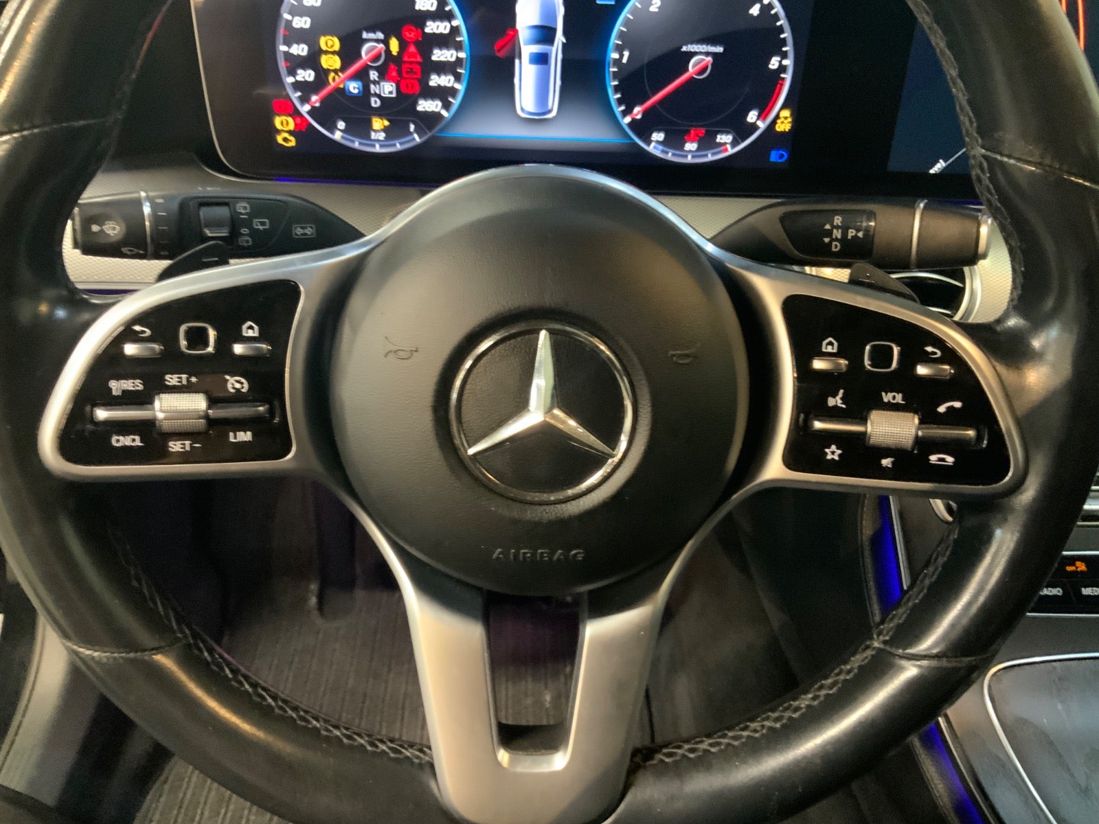 Mercedes-Benz E 200 d
