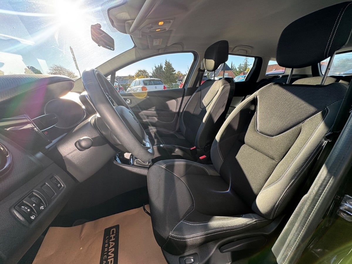 Billede af Renault Clio IV 0,9 TCe 75 Zen Sport Tourer