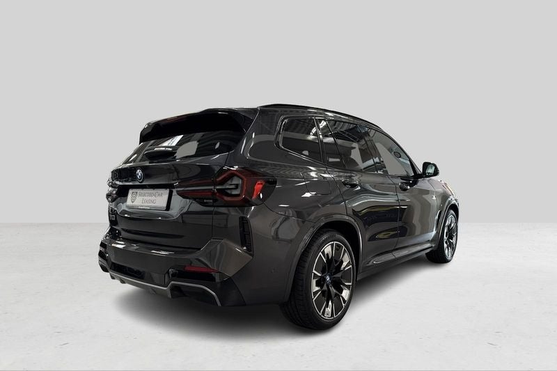 BMW iX3 Charged Plus M-Sport
