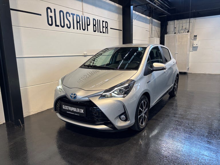Toyota Yaris Hybrid H3 Limited e-CVT