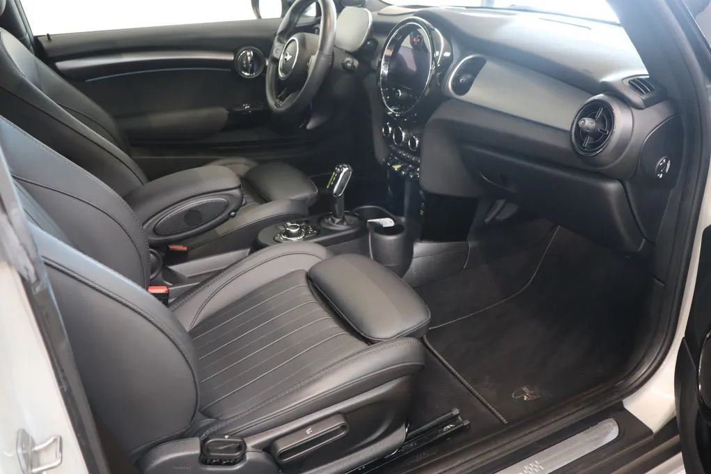 MINI Cooper SE Yours Trim