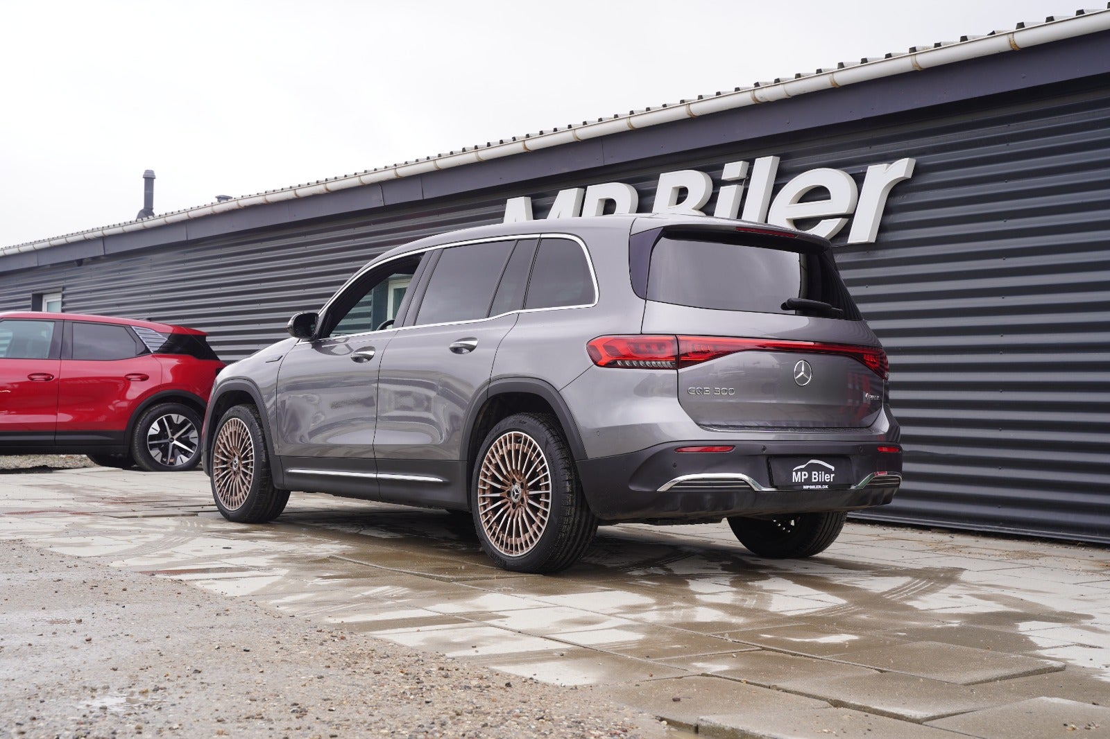 Billede af Mercedes EQB300  AMG Line 4Matic