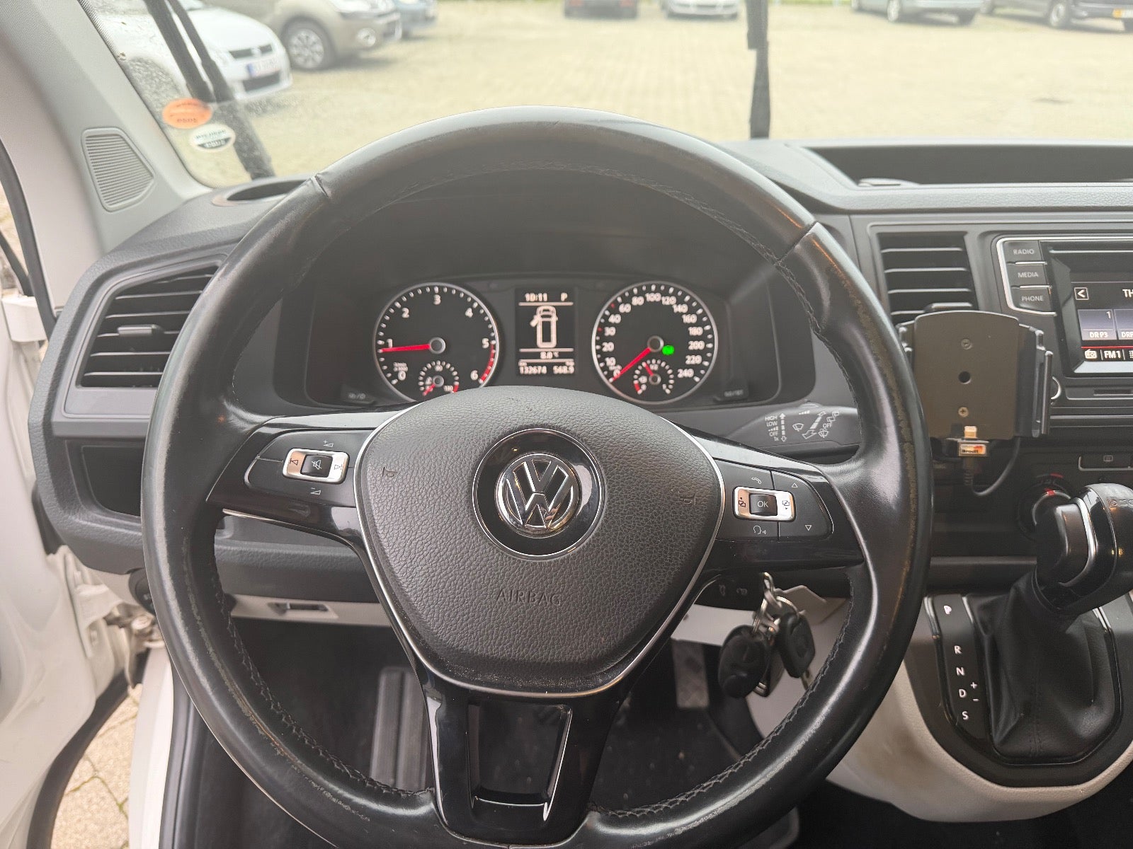 Billede af VW Transporter 2,0 TDi 140 Kassevogn DSG kort