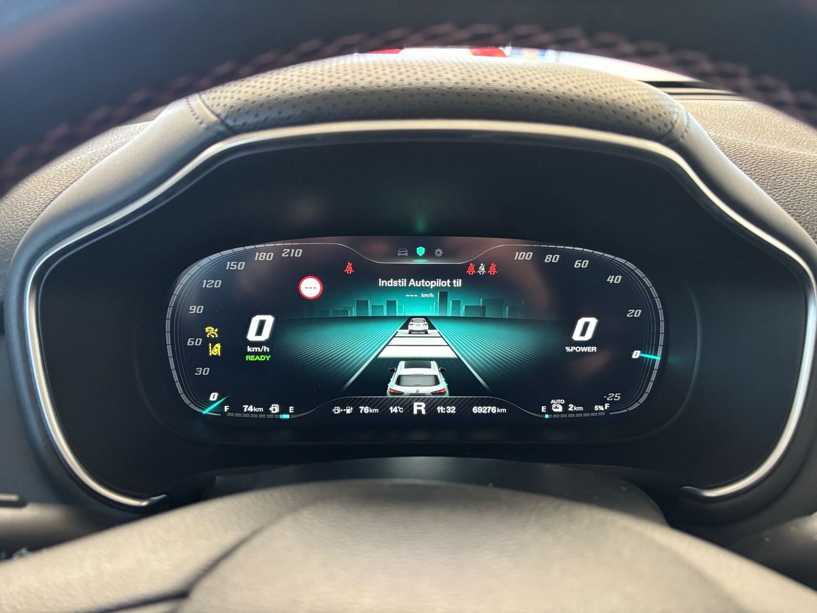 MG EHS PHEV Luxury