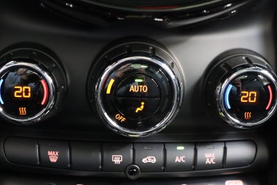 MINI Cooper SE Essential