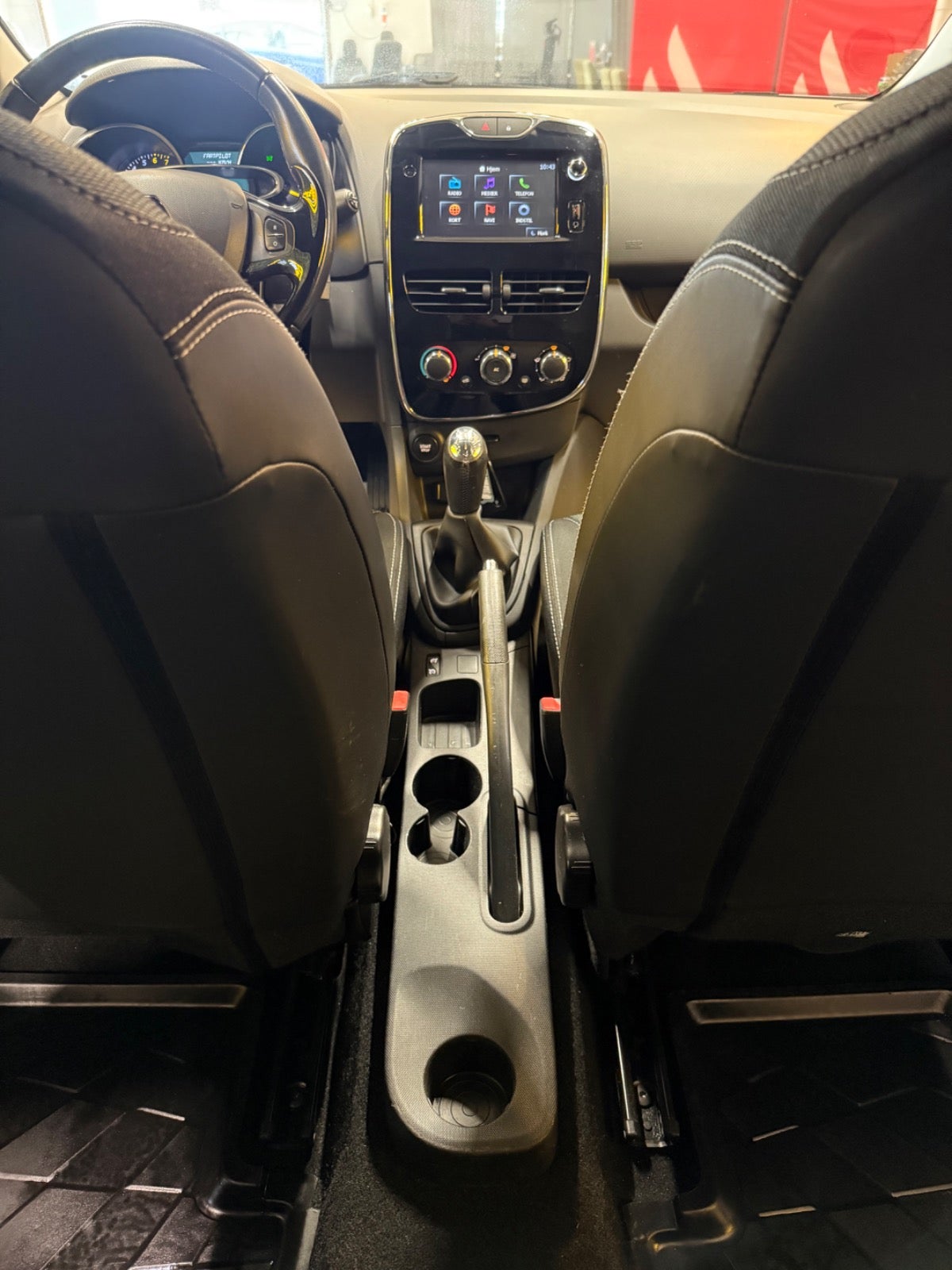 Billede af Renault Clio IV 0,9 TCe 90 Dynamique Sport Tourer