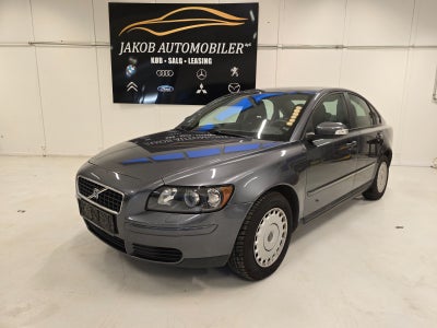 Volvo S40 1,6 Kinetic 4d