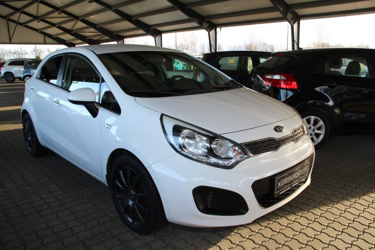 Kia Rio CVVT Collect