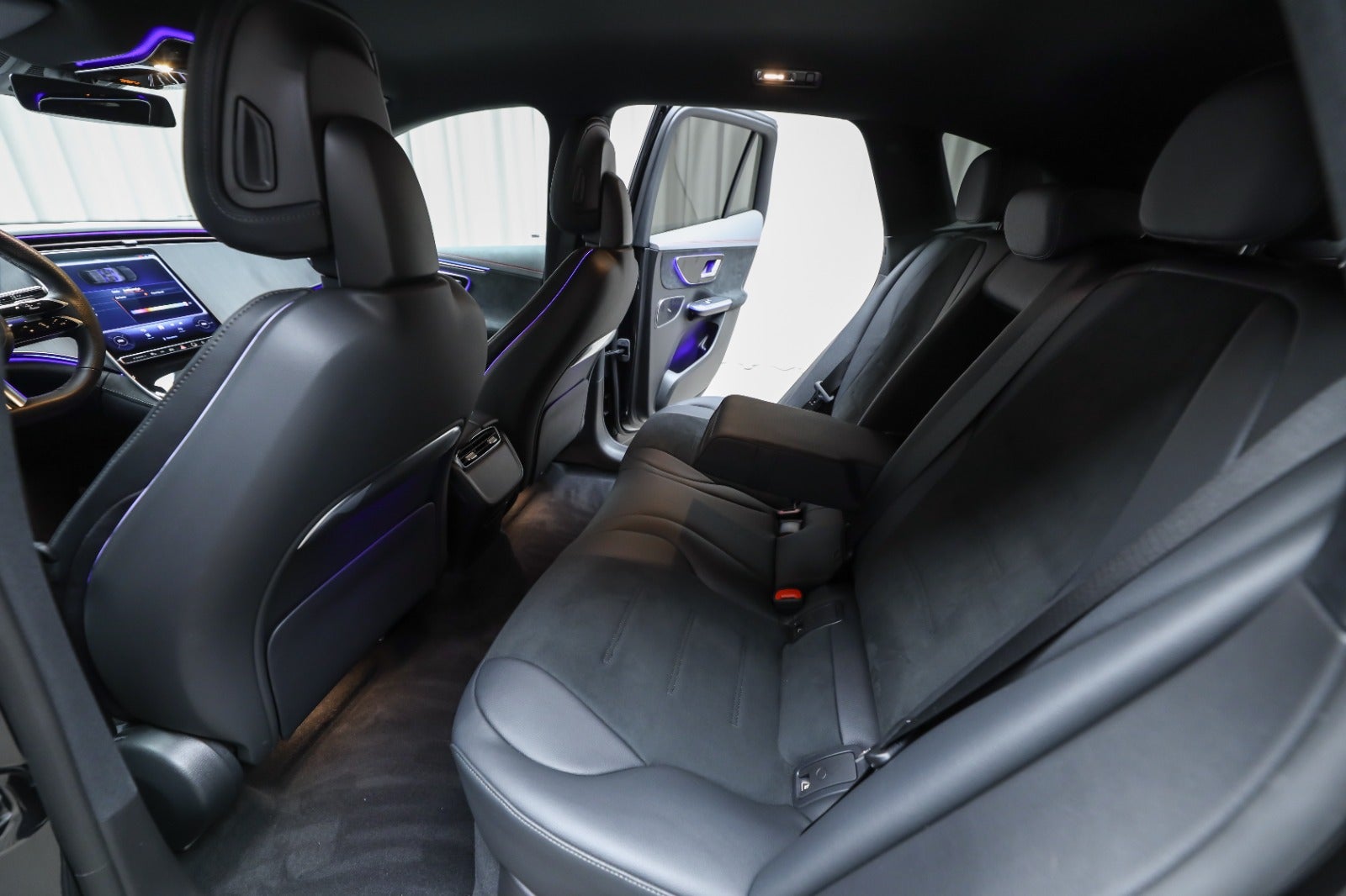 Mercedes-Benz EQE 350 SUV (5/8)