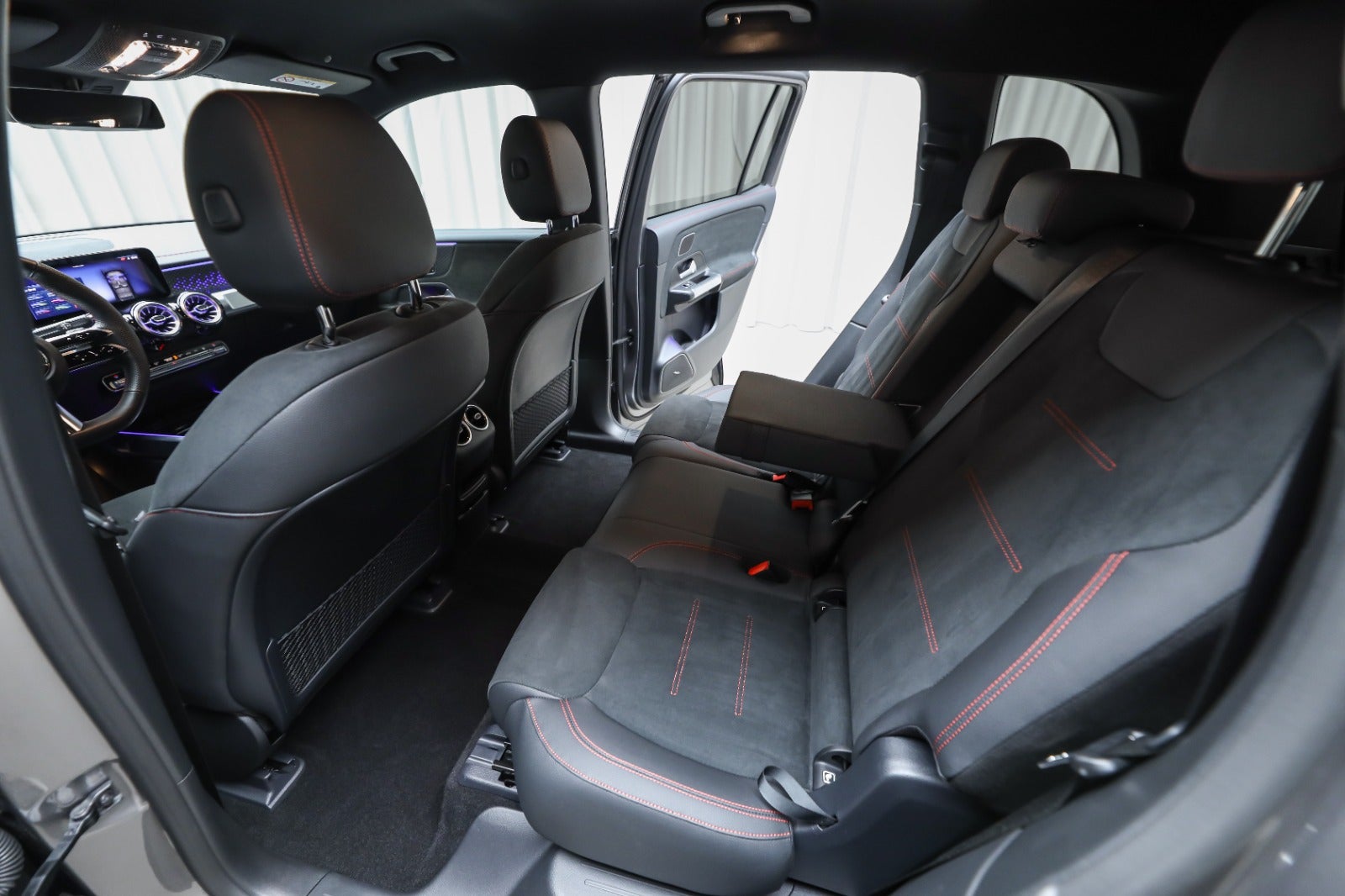 Mercedes-Benz EQB 250+ (5/8)