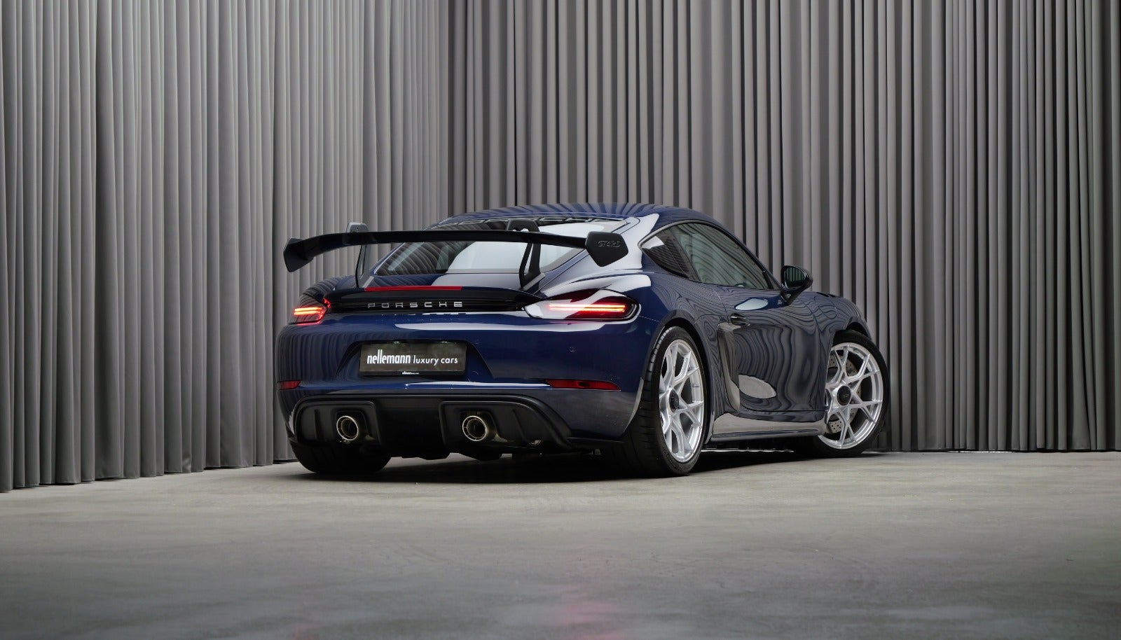Porsche 718 Cayman GT4 RS PDK