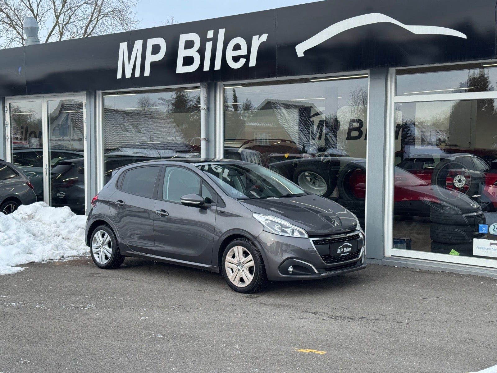 Billede af Peugeot 208 1,5 BlueHDi 100 Signature Sky