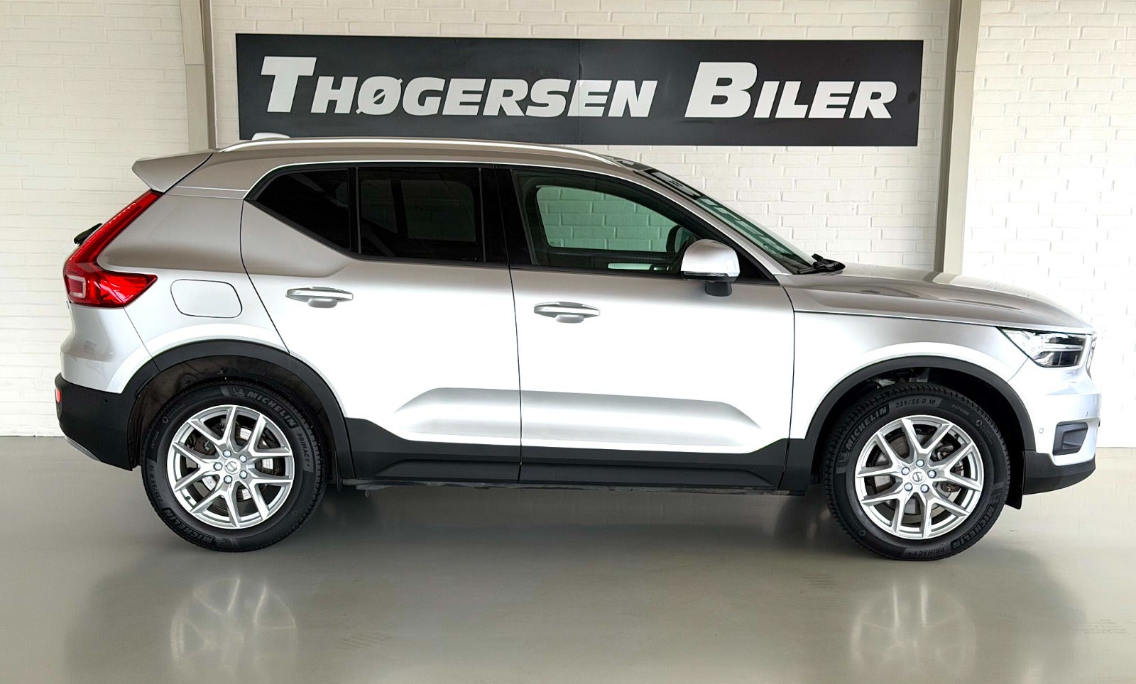 Billede af Volvo XC40 2,0 D4 200 Momentum Polestar aut. AWD