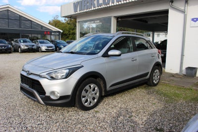 Hyundai i20 Active Cross 1,4 CRDi 90 Trend 5d