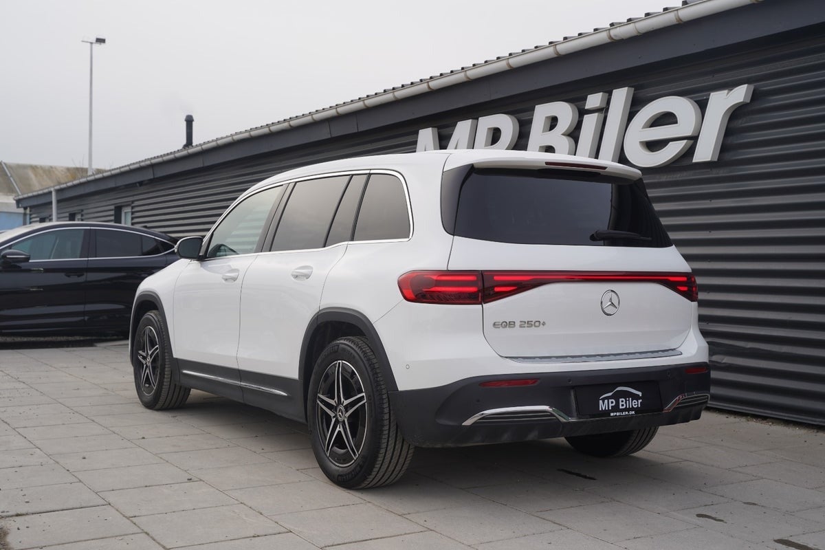 Billede af Mercedes EQB250+  AMG Line