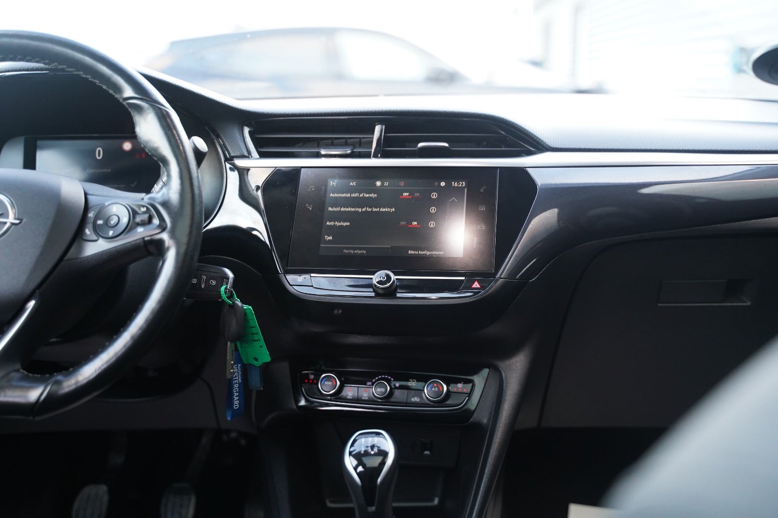 Billede af Opel Corsa 1,2 Sport