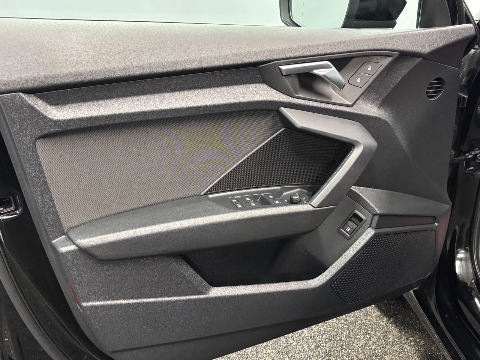 Billede af Audi A3 40 TFSi e Advanced Sportback S-tr.