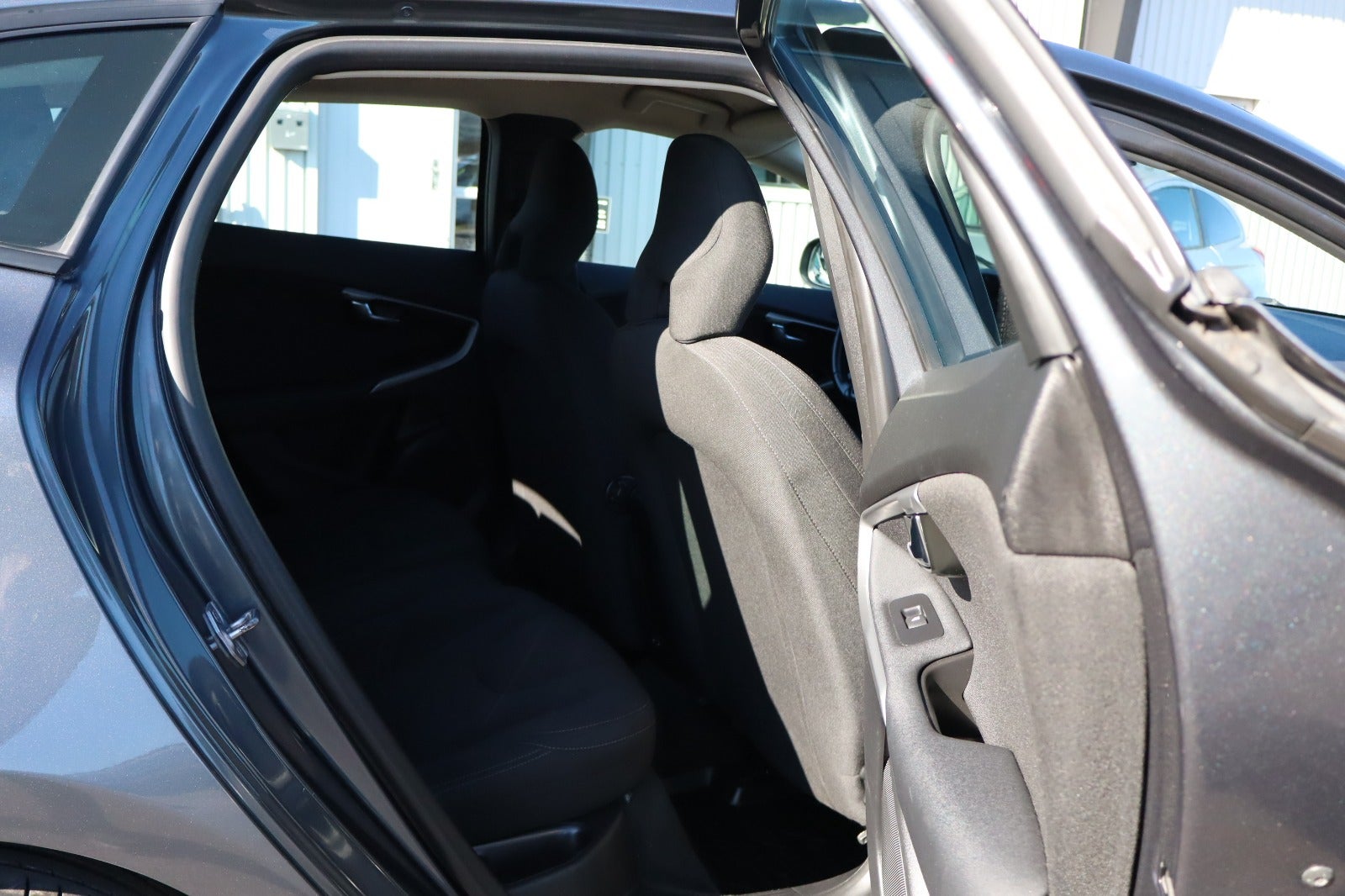 Billede af Volvo V40 1,6 D2 115 R-Design