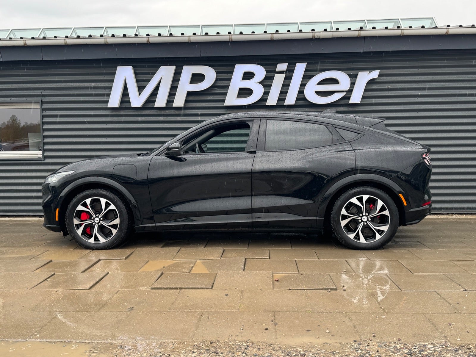 Billede af Ford Mustang Mach-E 73 Premium Standard Range AWD