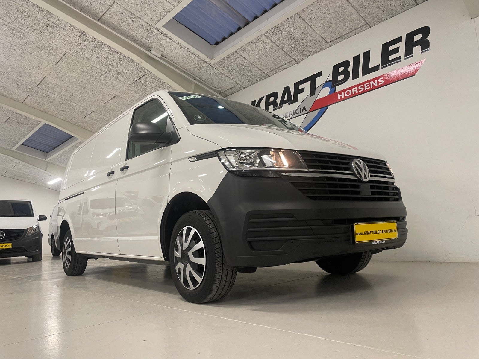 Billede af VW Transporter 2,0 TDi 110 Kassevogn lang