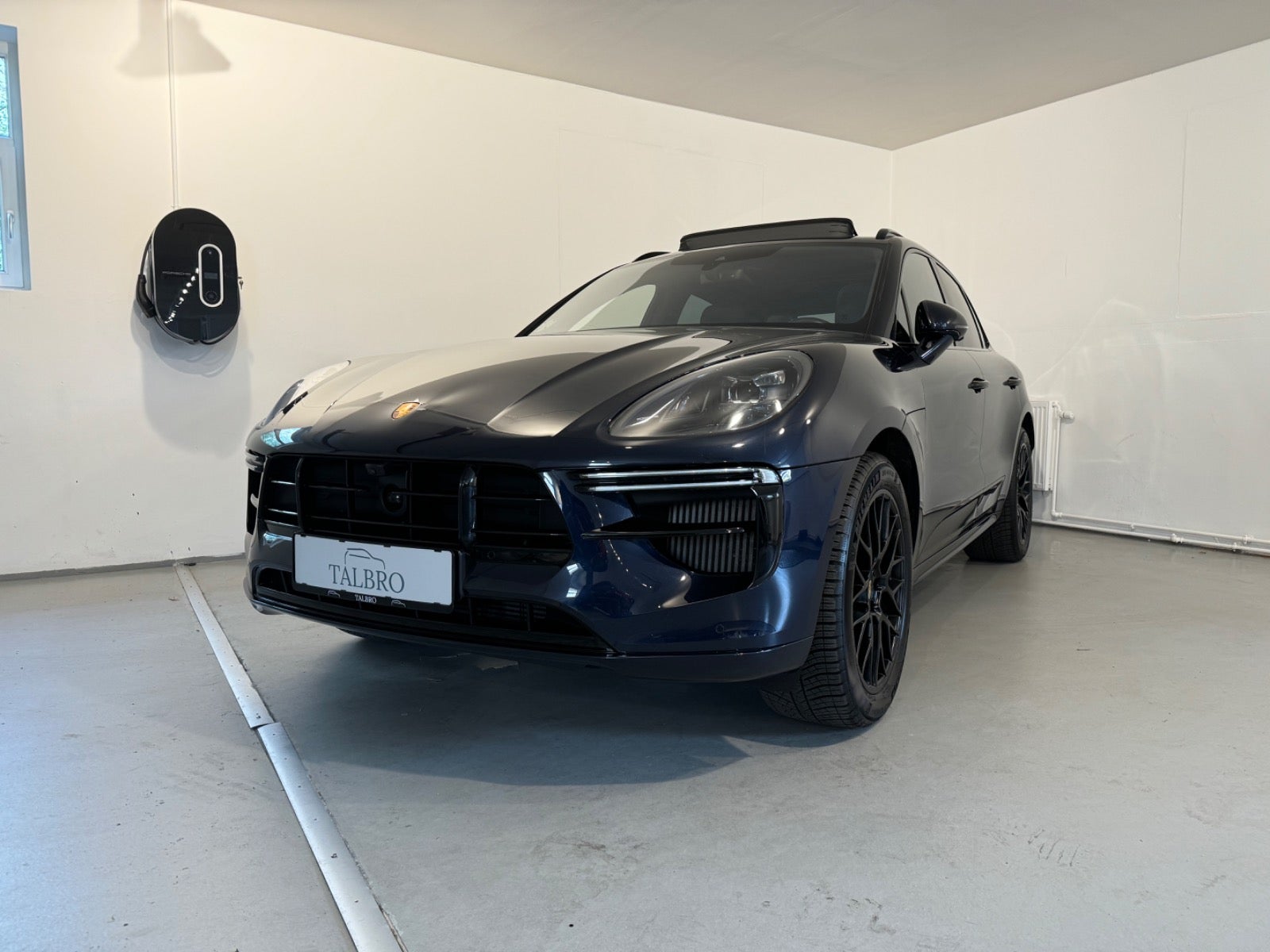 Porsche – Macan Turbo