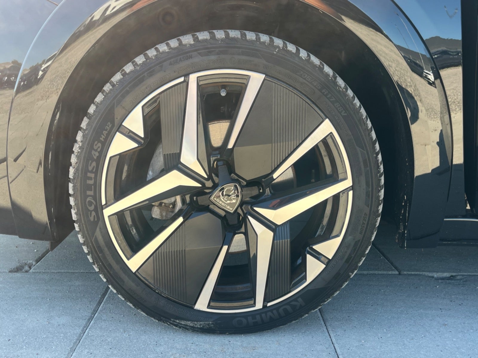 Billede af Peugeot e-208 54 GT