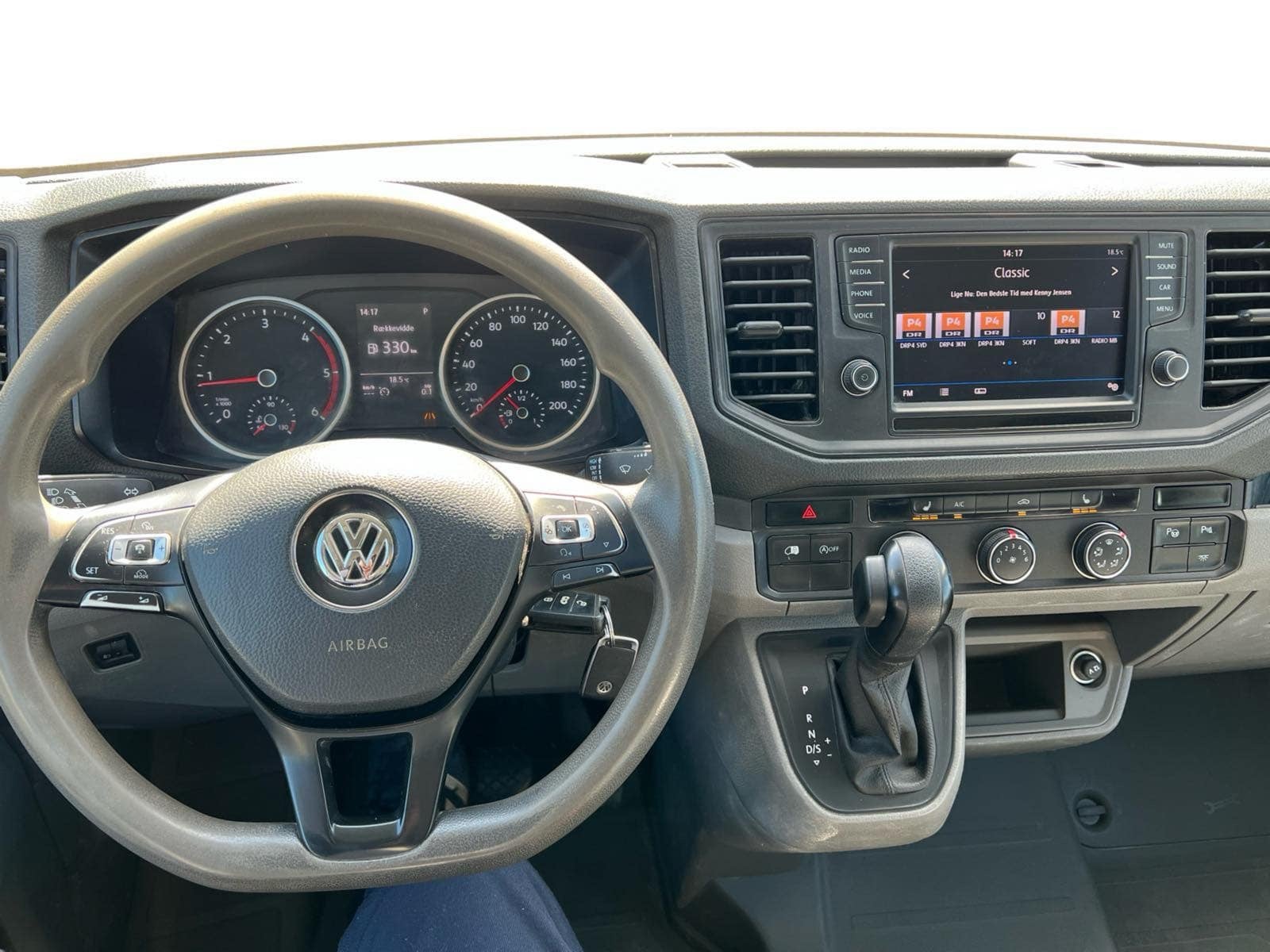 Billede af VW Crafter 35 2,0 TDi 177 Kassevogn L3H2 aut.